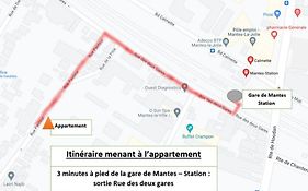 Appartement F2 de haut standing en hypercentre avec jardin privé à 270 m de la Gare de MANTES !